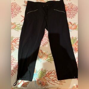 Athleta capris. Size Medium. Color Black